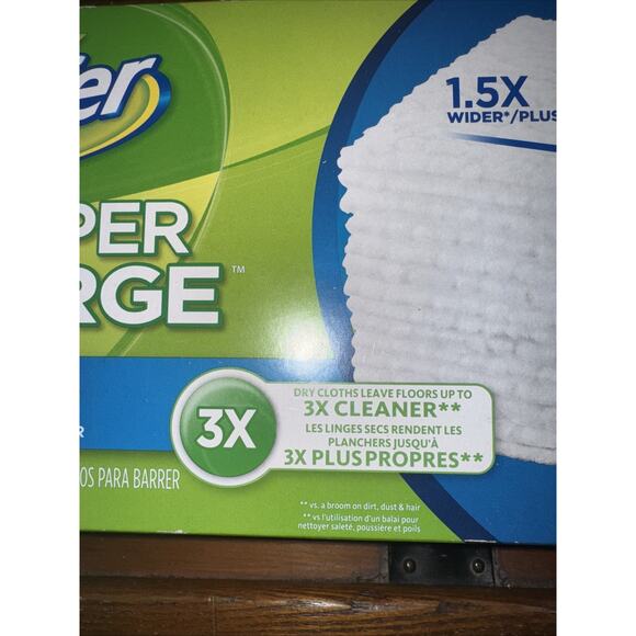 Swiffer Sweeper XL Dry Pad Refills Unscented Cellulose Fiber/Polypropylene 16 CT - Picture 3 of 5